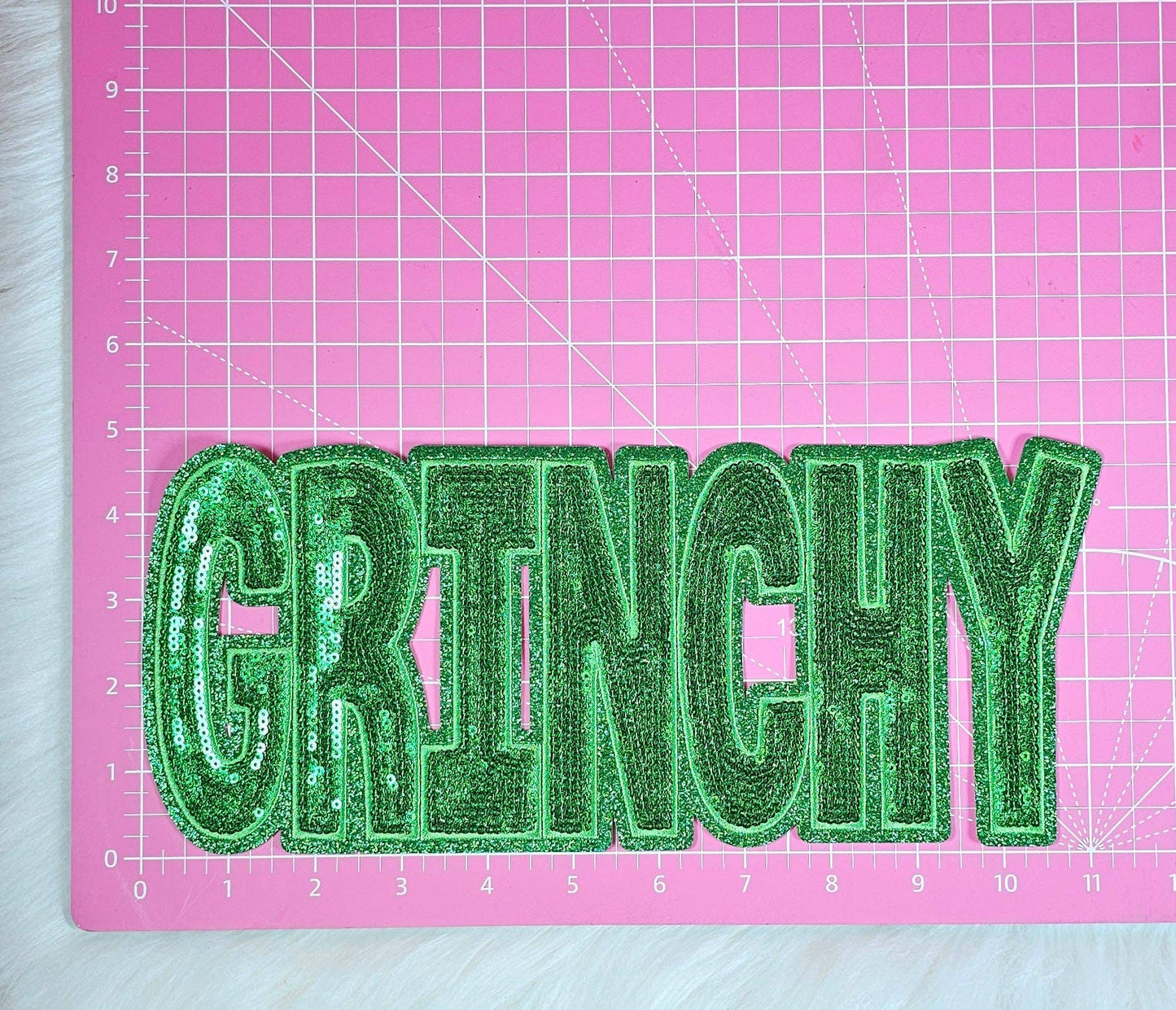 Scratch Decor - Grinchy Sequin On Glitter Iron-on Patch: Green